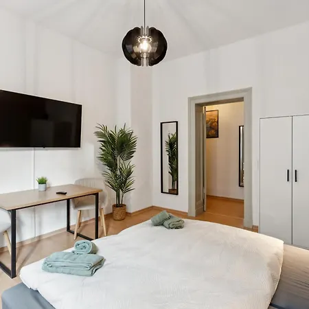 Appartement Larooms Halle - Ku11 - 2 Schlafzimmer - 4 Betten - Waschmaschine & Trockner Halle (Saale)