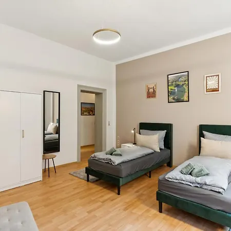 Larooms Ku11 - Zentrales & Charmantes Altbauapartment - Inclusiv! In Halle Saale Apartmán Halle (Saale)