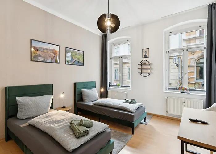 Larooms Halle - Ku11 - 2 Schlafzimmer - 4 Betten - Waschmaschine & Trockner